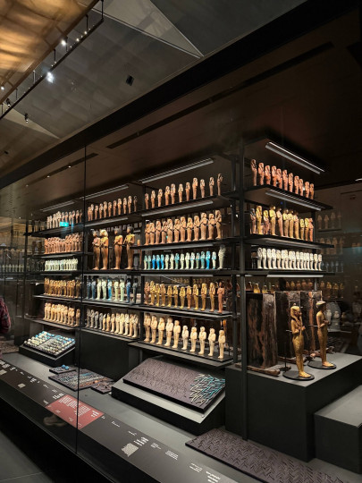 Ägyptisches Museum Bücher